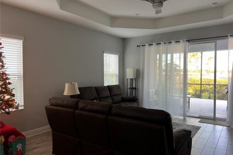 House in Parrish, Florida 2 bedrooms, 141.58 sq.m. № 910209 - photo 8