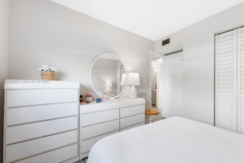 Copropriété à vendre à Hollywood, Floride: 2 chambres, 60.39 m2 № 1937163 - photo 9