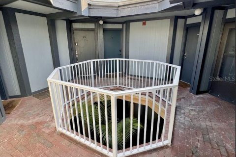 Condo in Orlando, Florida, 2 bedrooms  № 1760335 - photo 6