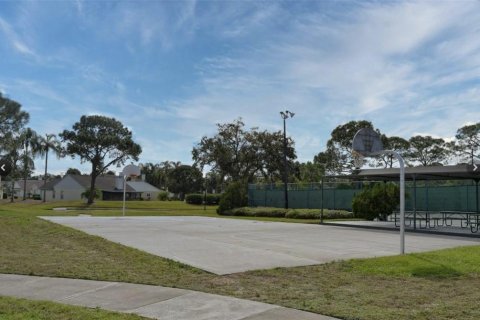 Condo in Orlando, Florida, 2 bedrooms  № 1760335 - photo 25