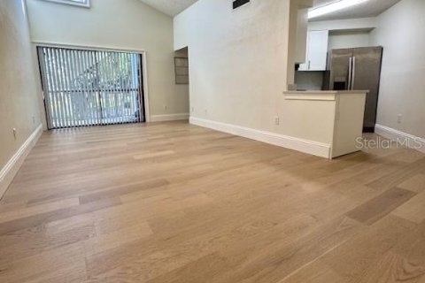 Condo in Orlando, Florida, 2 bedrooms  № 1760335 - photo 7