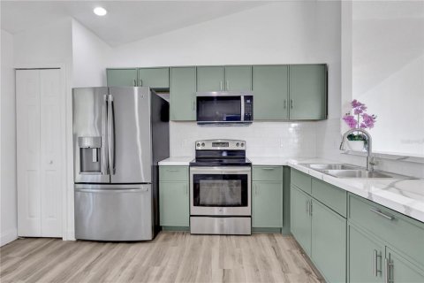Купить виллу или дом в Дэвенпорт, Флорида 7 комнат, 105.91м2, № 2149609 - фото 3