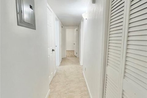 House in Orlando, Florida 3 bedrooms, 161.74 sq.m. № 1876351 - photo 24