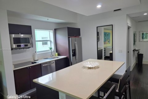 Снять в аренду кондоминиум в Дорал, Флорида 1 спальня, 99.41м2, № 2067961 - фото 7