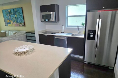 Снять в аренду кондоминиум в Дорал, Флорида 1 спальня, 99.41м2, № 2067961 - фото 5