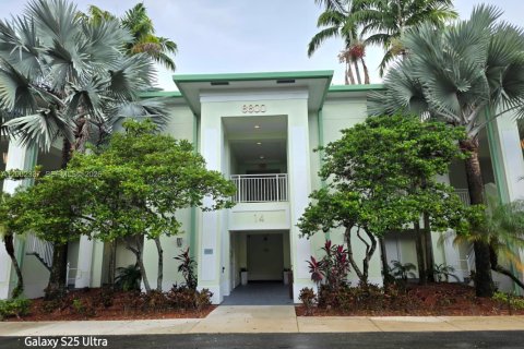 Снять в аренду кондоминиум в Дорал, Флорида 1 спальня, 99.41м2, № 2067961 - фото 11