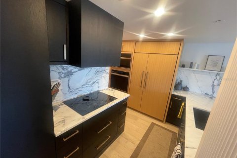 Condo in Tampa, Florida, 3 bedrooms  № 2272753 - photo 5