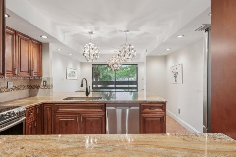Condominio en venta en Plantation, Florida, 3 dormitorios, 170.94 m2 № 1933091 - foto 12
