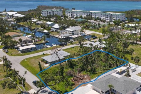 Terreno en Englewood, Florida № 2148471