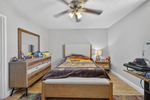 Condo in Tamarac, Florida, 2 bedrooms № 2177511 - photo 14