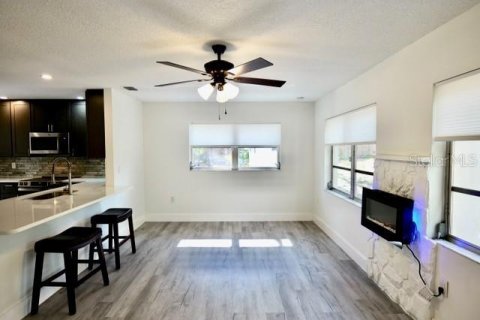 House in Dunnellon, Florida 2 bedrooms, 139.45 sq.m. № 2228379 - photo 5