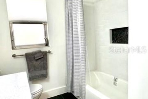 House in Dunnellon, Florida 2 bedrooms, 139.45 sq.m. № 2228379 - photo 16