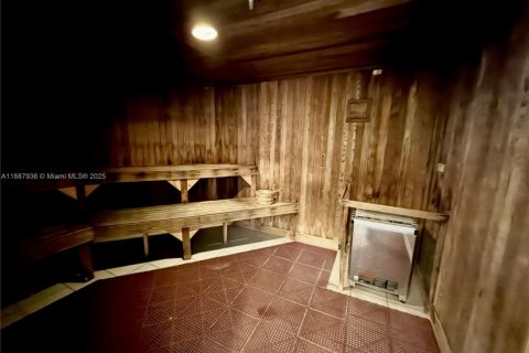 Снять в аренду кондоминиум в Майами, Флорида 1 спальня, 74.88м2, № 1941809 - фото 28