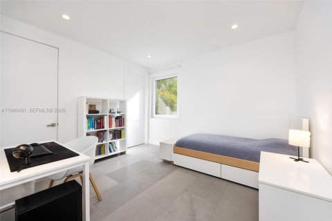 Купить виллу или дом в Майами, Флорида 4 спальни, 309.74м2, № 1998218 - фото 15