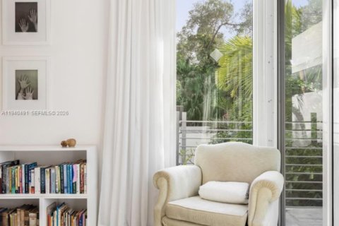 Купить виллу или дом в Майами, Флорида 4 спальни, 309.74м2, № 1998218 - фото 13