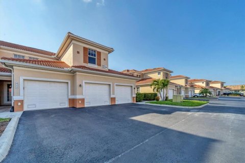 Condominio en venta en Punta Gorda, Florida, 3 dormitorios, 147.34 m2 № 2109492 - foto 2