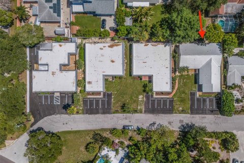 Appartement à louer à Belleair Bluffs, Floride: 2 chambres, 92.16 m2 № 2411385 - photo 8