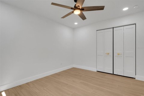 Appartement à louer à Belleair Bluffs, Floride: 2 chambres, 92.16 m2 № 2411385 - photo 26