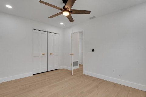 Appartement à louer à Belleair Bluffs, Floride: 2 chambres, 92.16 m2 № 2411385 - photo 25