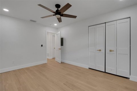 Appartement à louer à Belleair Bluffs, Floride: 2 chambres, 92.16 m2 № 2411385 - photo 23