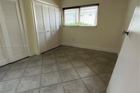 Condominio en alquiler en Fort Lauderdale, Florida, 3 dormitorios, 97.08 m2 № 2010637 - foto 8