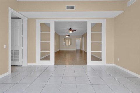 Copropriété à louer à St. Lucie, Floride: 2 chambres, 184.78 m2 № 2089659 - photo 11