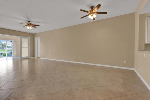 Copropriété à louer à St. Lucie, Floride: 2 chambres, 184.78 m2 № 2089659 - photo 15