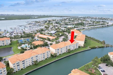 Copropriété à louer à St. Lucie, Floride: 2 chambres, 184.78 m2 № 2089659 - photo 6