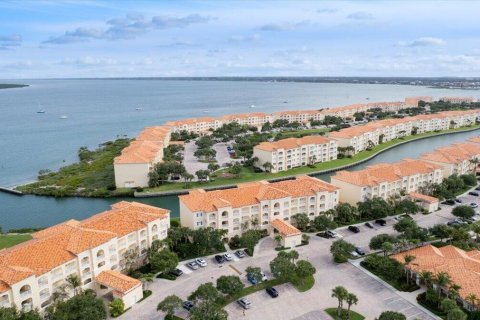 Copropriété à louer à St. Lucie, Floride: 2 chambres, 184.78 m2 № 2089659 - photo 4