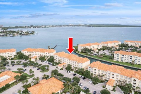 Copropriété à louer à St. Lucie, Floride: 2 chambres, 184.78 m2 № 2089659 - photo 5