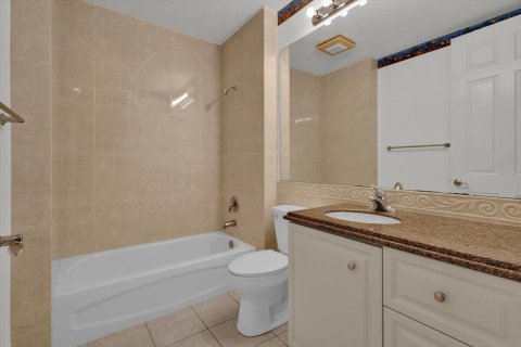 Copropriété à louer à St. Lucie, Floride: 2 chambres, 184.78 m2 № 2089659 - photo 25