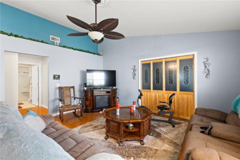 Casa en venta en Zephyrhills, Florida, 2 dormitorios, 131.64 m2 № 1529255 - foto 17