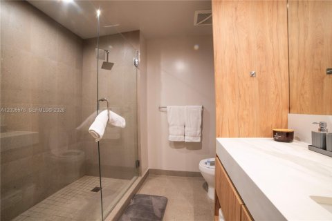 Купить кондоминиум в Майами, Флорида 1 спальня, 55.74м2, № 2155075 - фото 16