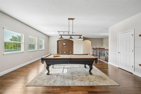 House in Lutz, Florida 7 bedrooms, 440.54 sq.m. № 2313046 - photo 4