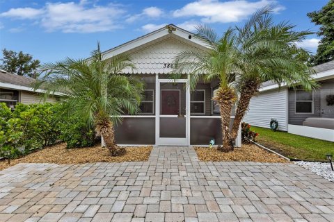 Villa ou maison à Sarasota, Floride 2 chambres, 68.28 m2 № 2400102