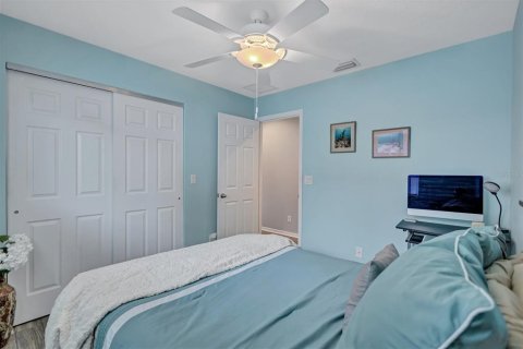 Villa ou maison à vendre à Sarasota, Floride: 2 chambres, 68.28 m2 № 2400102 - photo 19