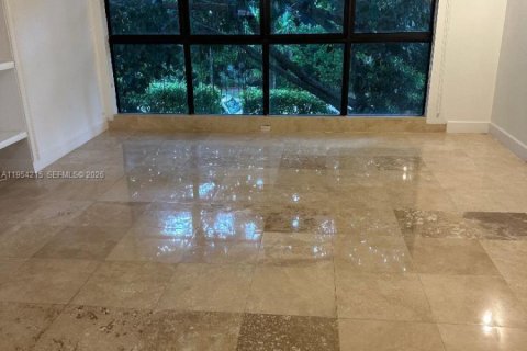 Apartamento en alquiler en Bal Harbour, Florida, 1 dormitorio, 76.46 m2 № 2008971 - foto 5