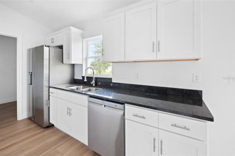 Casa en venta en Dunnellon, Florida, 3 dormitorios, 107.49 m2 № 1880561 - foto 11