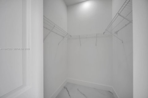 Villa ou maison à vendre à Lehigh Acres, Floride: 3 chambres, 153.29 m2 № 2003319 - photo 22