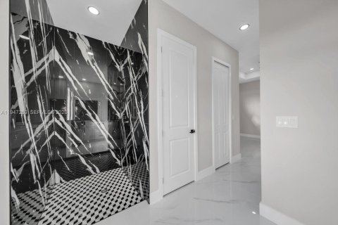 Villa ou maison à vendre à Lehigh Acres, Floride: 3 chambres, 153.29 m2 № 2003319 - photo 25