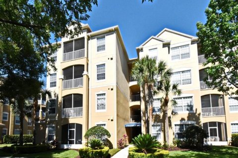 Condominio en venta en Kissimmee, Florida, 3 dormitorios, 115.76 m2 № 1666256 - foto 1