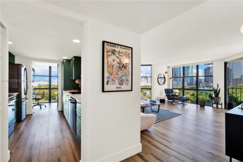 Купить кондоминиум в Майами, Флорида 2 спальни, 145.58м2, № 1975884 - фото 5