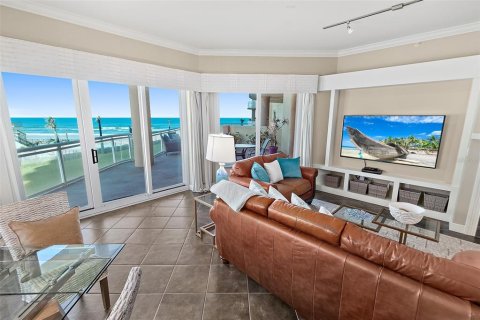 Condominio en venta en Daytona Beach, Florida, 3 dormitorios, 278.99 m2 № 1569280 - foto 10