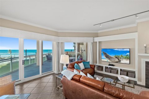 Condominio en venta en Daytona Beach, Florida, 3 dormitorios, 278.99 m2 № 1569280 - foto 9