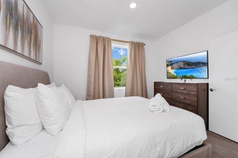Townhouse in Davenport, Florida 5 bedrooms, 187.66 sq.m. № 1735354 - photo 30