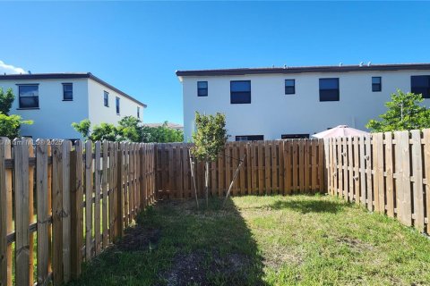 Купить виллу или дом в Хомстед, Флорида 3 спальни, 123.37м2, № 2022753 - фото 17