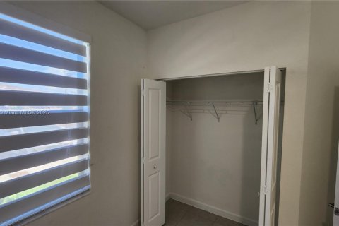 Купить виллу или дом в Хомстед, Флорида 3 спальни, 123.37м2, № 2022753 - фото 3