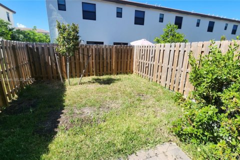 Купить виллу или дом в Хомстед, Флорида 3 спальни, 123.37м2, № 2022753 - фото 8