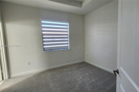 Купить виллу или дом в Хомстед, Флорида 3 спальни, 123.37м2, № 2022753 - фото 10