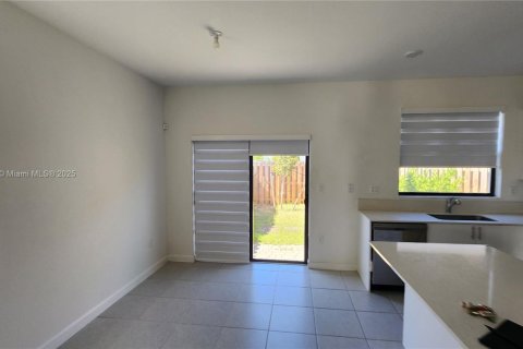 Купить виллу или дом в Хомстед, Флорида 3 спальни, 123.37м2, № 2022753 - фото 5